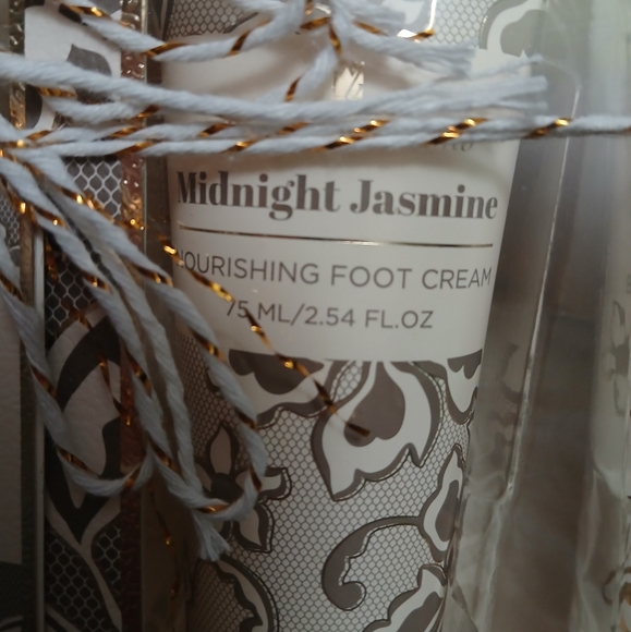 Wendy Bellissimo 3 PC Slipper Collection - Picture 8 of 10